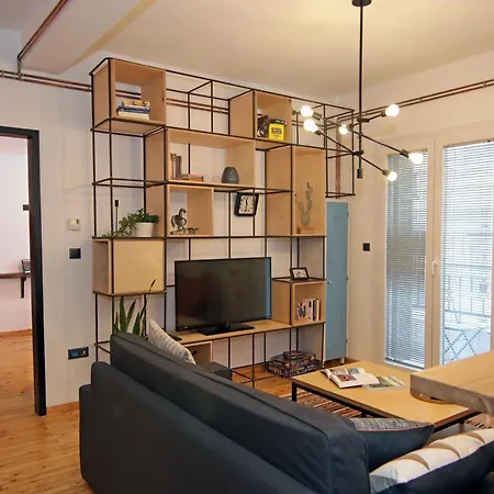 The 4 Travellers Apartment *